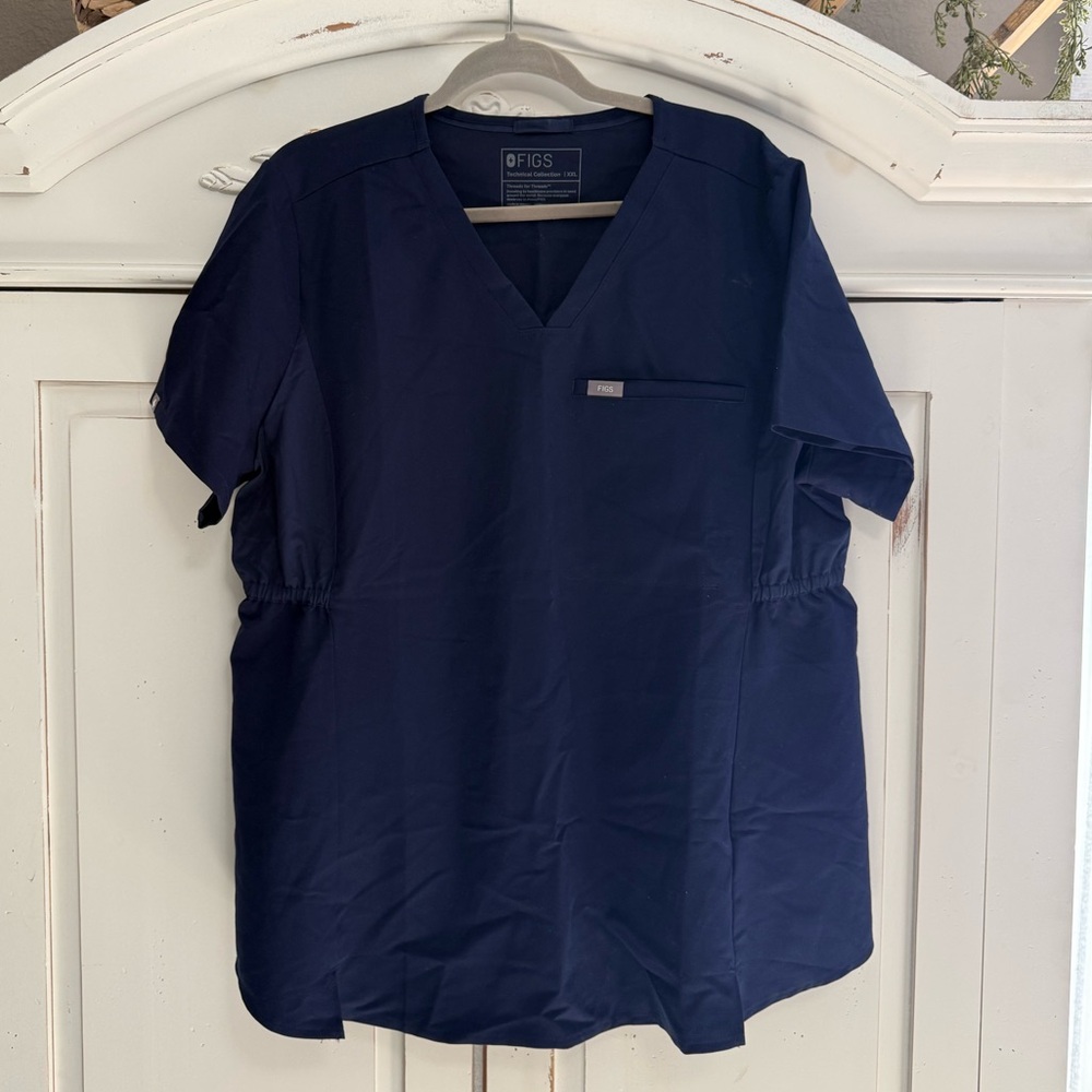 FIGS Maternity Scrub Top